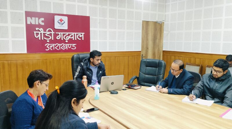 बोक्सा जनजाति के लोगों तक जनकल्याणकारी योजनाएं एवं मूलभूत सुविधाएं पहुंचाएं -: डीएम